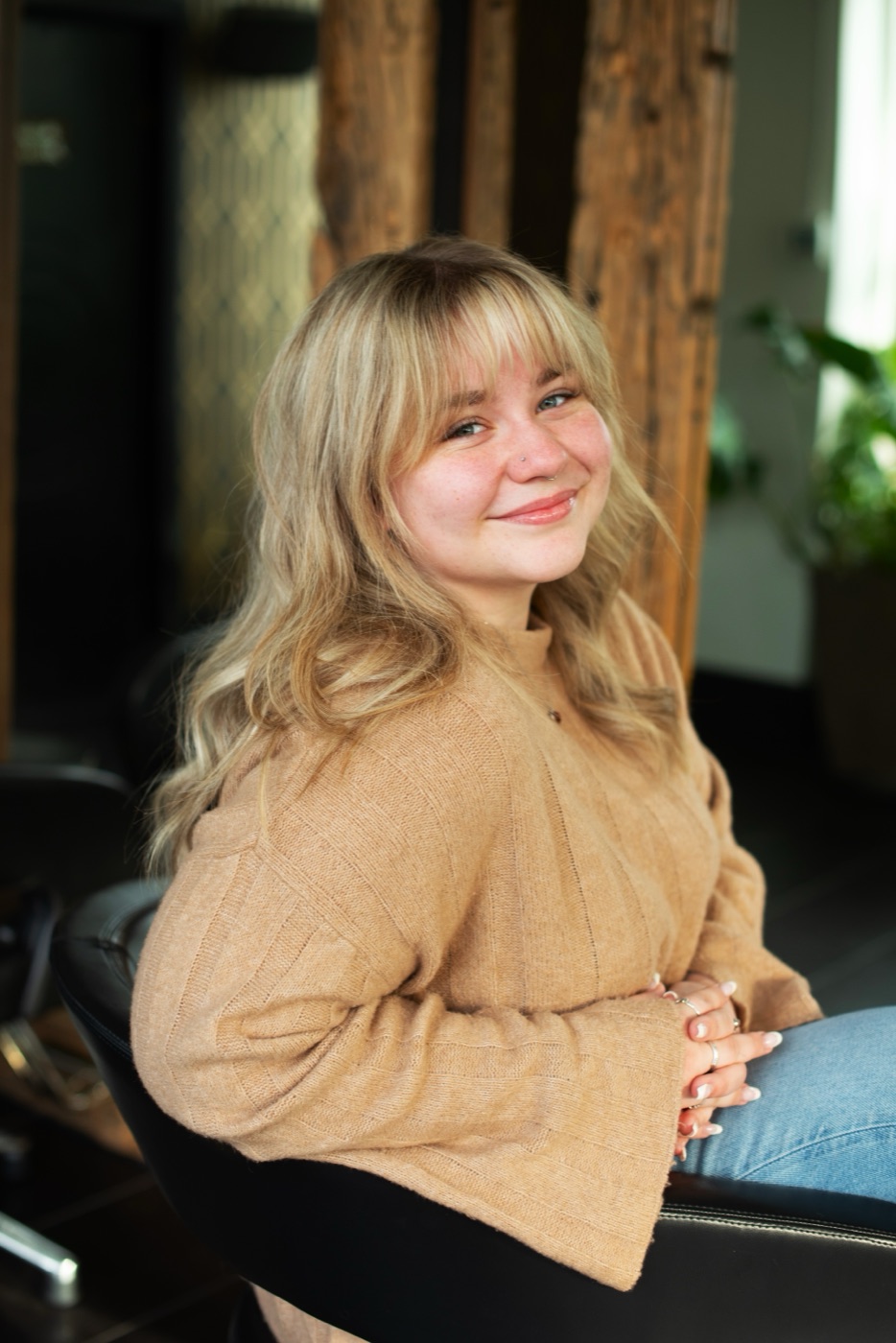 Issie, Advanced Stylist at MOD Salon in Kelowna